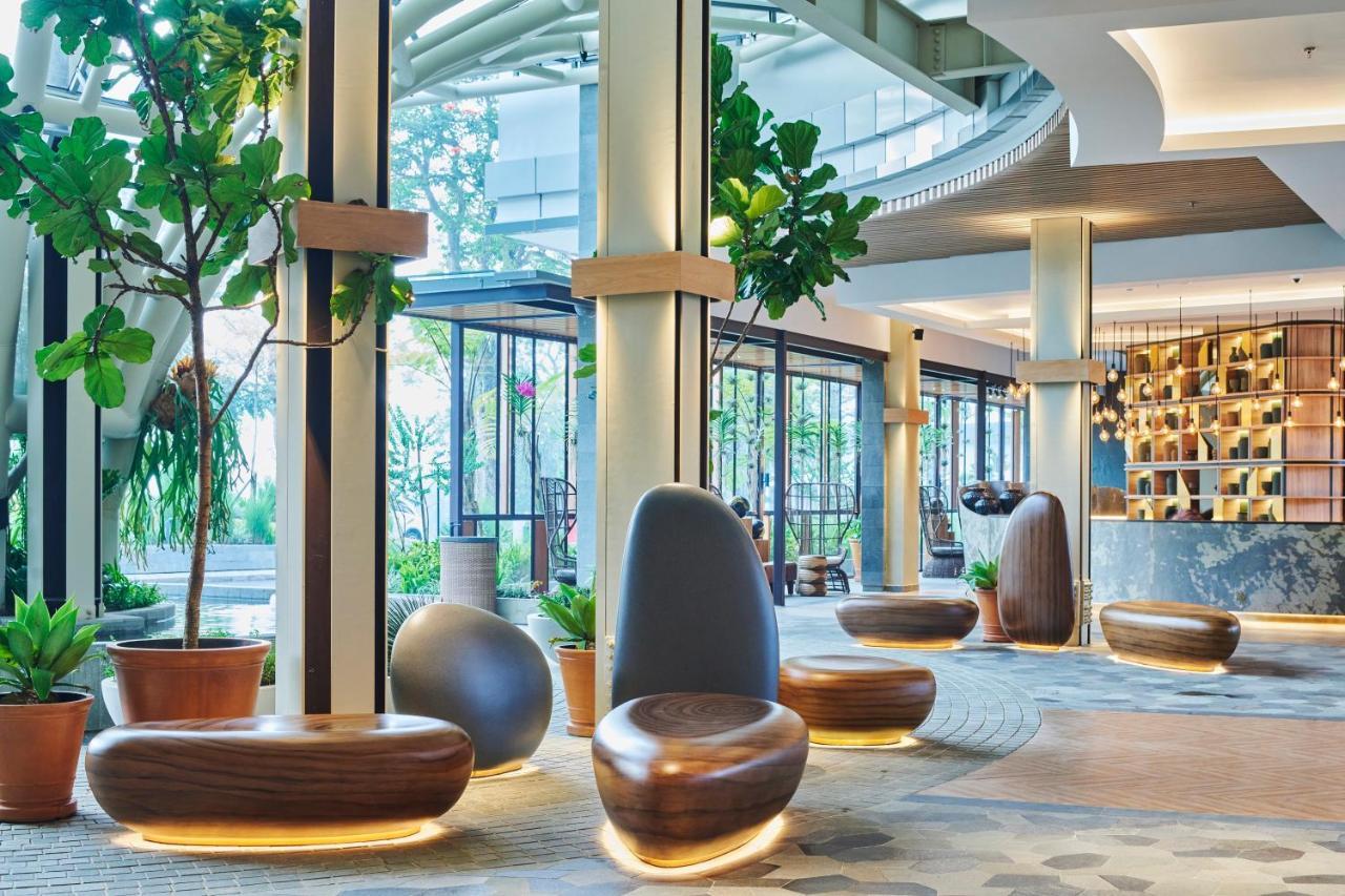 더 보타니카 생추어리 펀칵 외부 사진 The lobby of the hotel