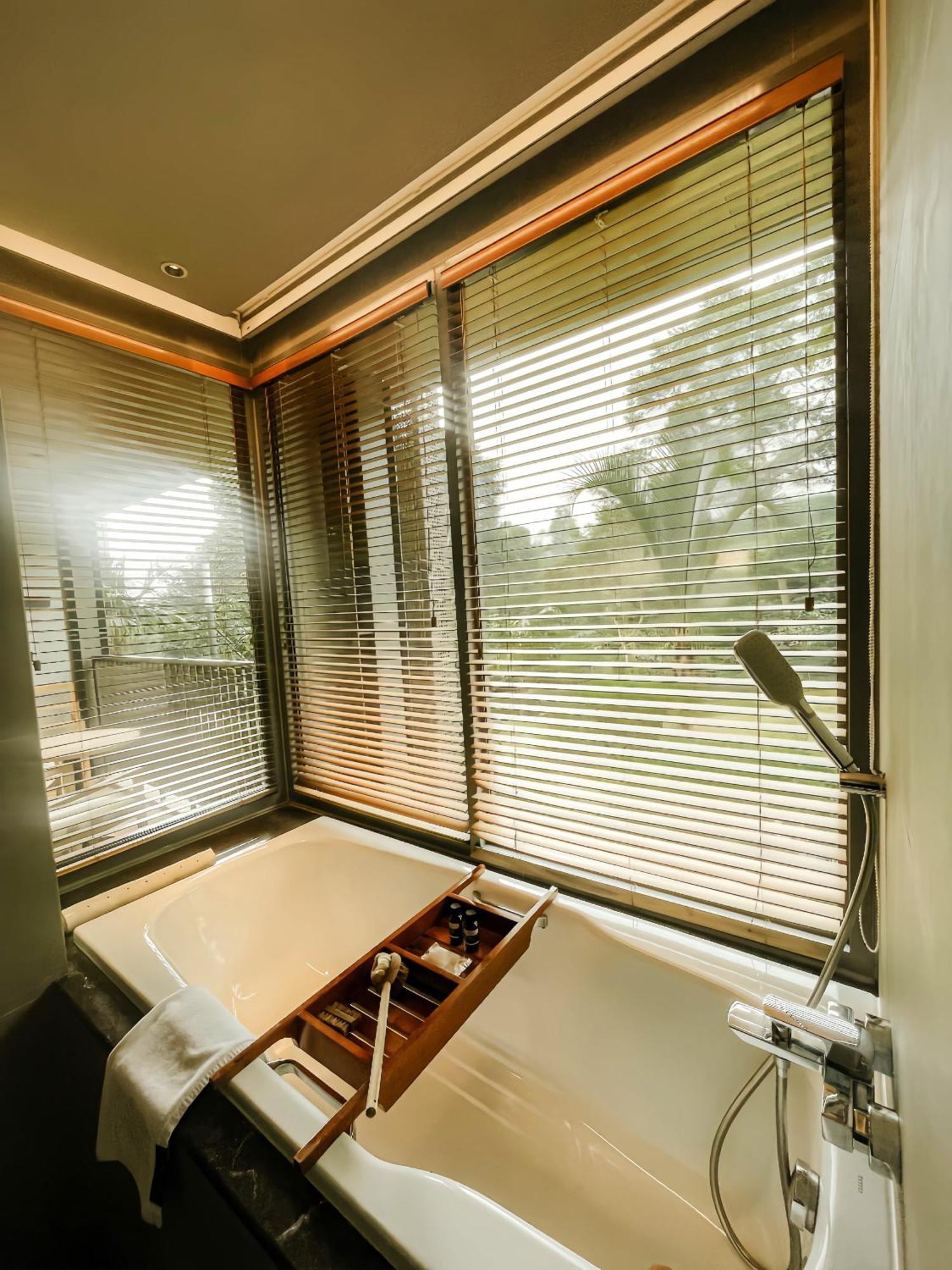 더 보타니카 생추어리 펀칵 객실 사진 Venetian blinds